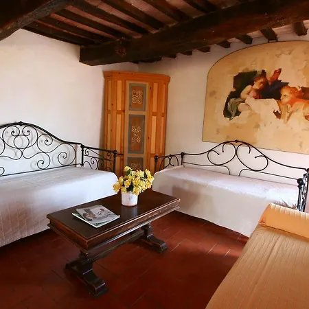 Rustic Mansion In With Garden * Castiglione del Lago